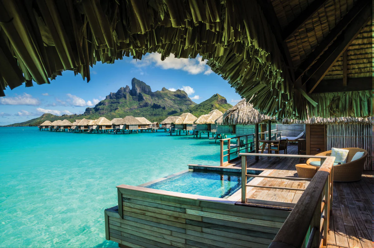 Four Seasons Resort Bora Bora chambre sur piloti avec piscine privée