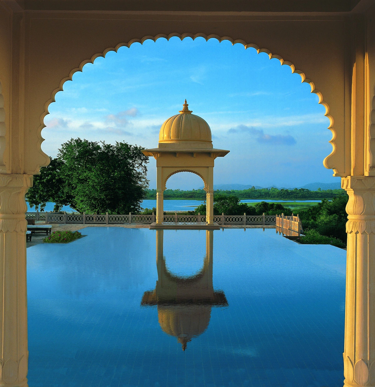 The Oberoi Udaivilas avec deux piscines exterieures