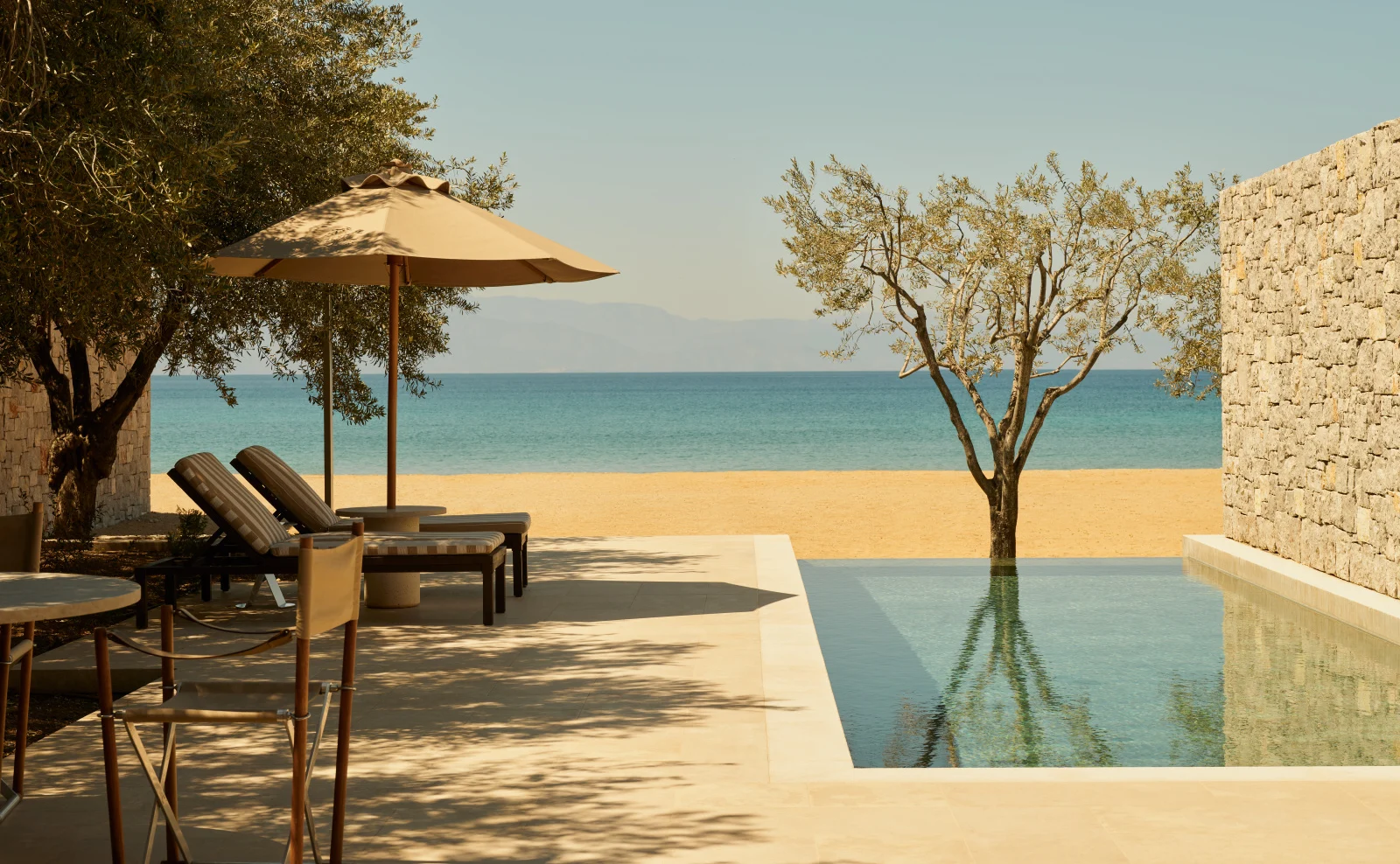 amanzoe-beach-club-cabana