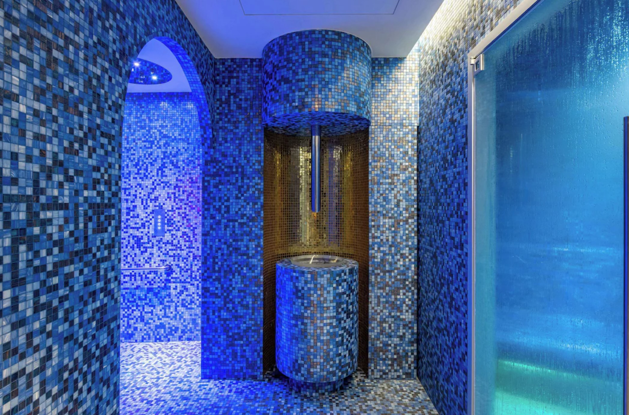 Hôtel Martinez 5 etoiles avec Espace de soins pour les couples, hammam, soins corporels