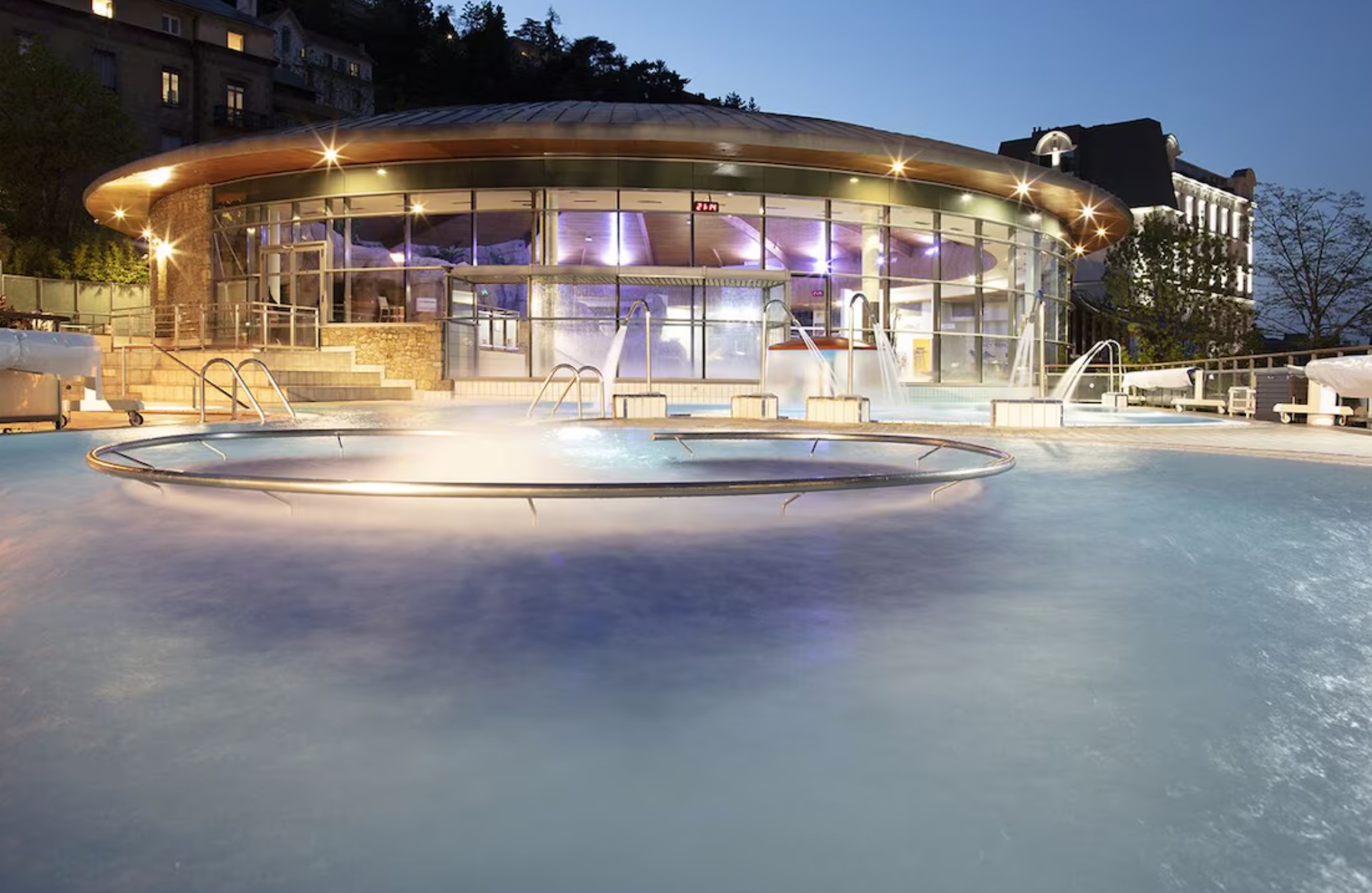 Hôtel Princesse Flore avec bain à remous auvergne rhone alpes