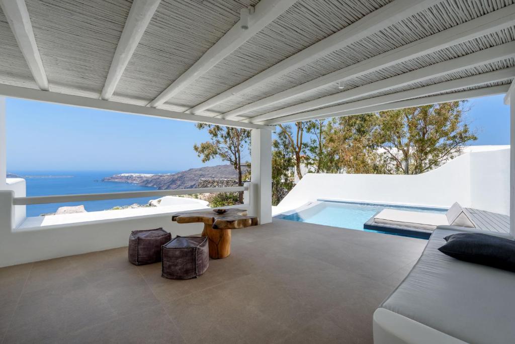 Suite avec piscine privée au Cavo Tagoo Santorini Suite avec piscine privée au Cavo Tagoo Santorini